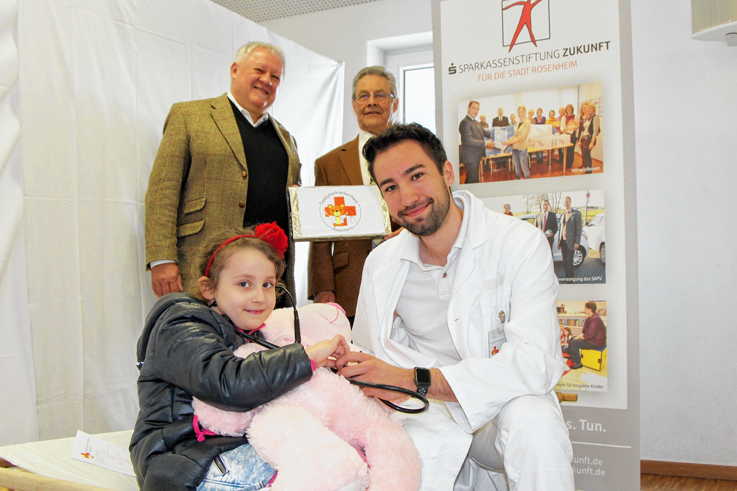 Viel los im ersten Rosenheimer „Teddybär-Krankenhaus“